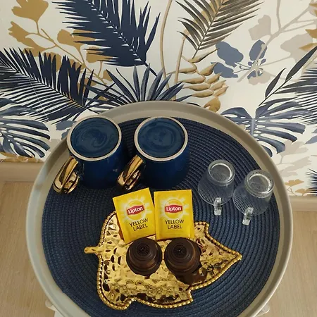 Aux Portes De La Camargue Bed & Breakfast