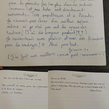 Aux Portes De La Camargue 3*