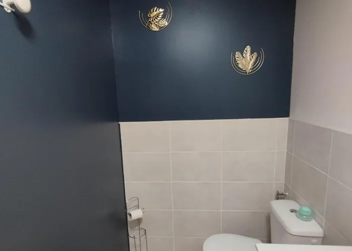 Aux Portes De La Camargue